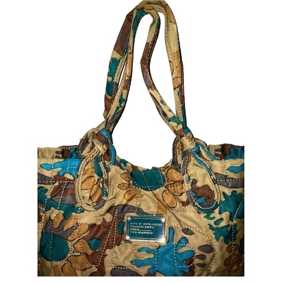 Marc by Marc Jacobs Pretty Nylon Tate Tote Green Medium Shoulder Bag - Picture 3 of 14